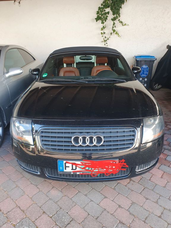 Audi TT 228.000 km 6.333 € Ehrenberg-Seiferts 36115