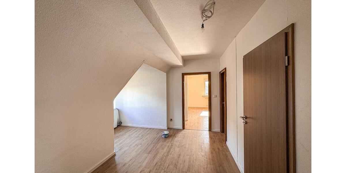 Maisonettenwohnung Wilnsdorf - 5.5 Zimmer, 139 m&sup2;, 980&euro; | Angebot:26288111