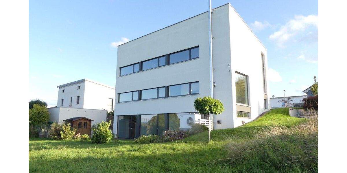 Einfamilienhaus Hüfingen - 8 Zimmer, 222 m&sup2;, 965.000&euro; | Angebot:25780843