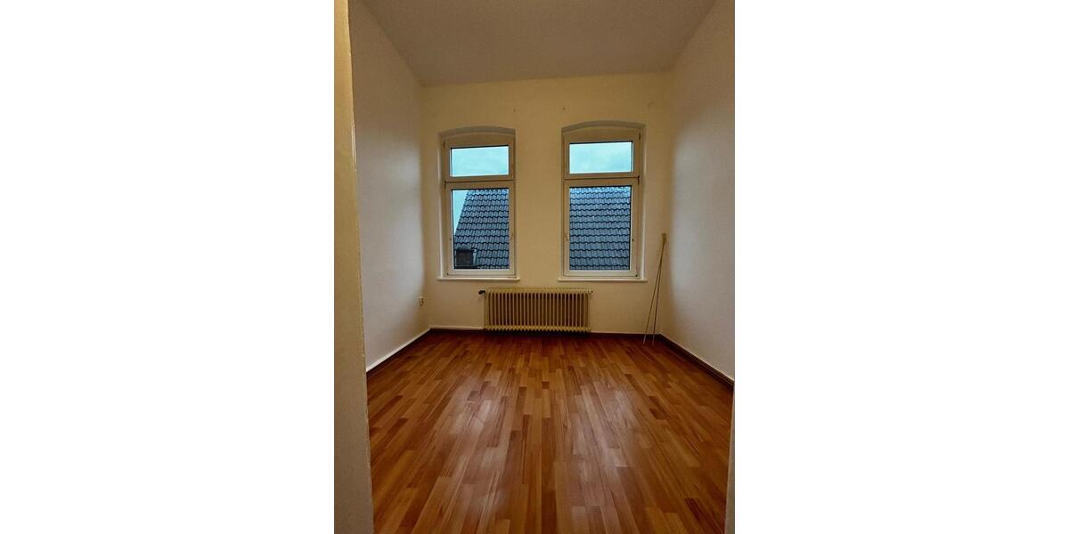 Mehrfamilienhaus, Wohnhaus Oldenburg Kreyenbrück - 7 Zimmer, 150 m&sup2;, 469.000&euro; | Angebot:25854803
