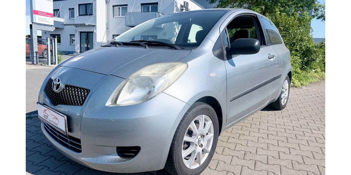 Toyota Yaris 165.500 km 2.450 &euro; Fürth 90763