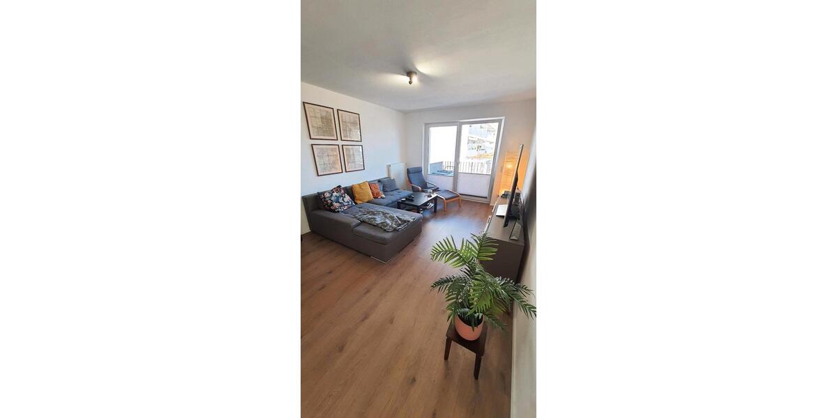 Etagenwohnung Marburg - 3 Zimmer, 77 m&sup2;, 1.350&euro; | Angebot:26326812