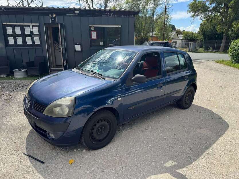 Renault Clio 73.000 km 1.550 € Forchheim 91301