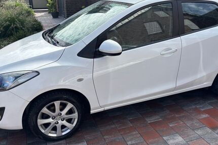 Mazda 2 147.000 km 3.700 &euro; Kleve 47533
