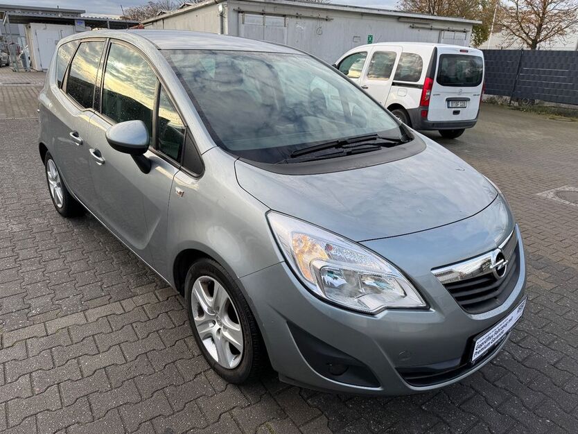 Opel Meriva 138.000 km 5.499 € Berlin 12277
