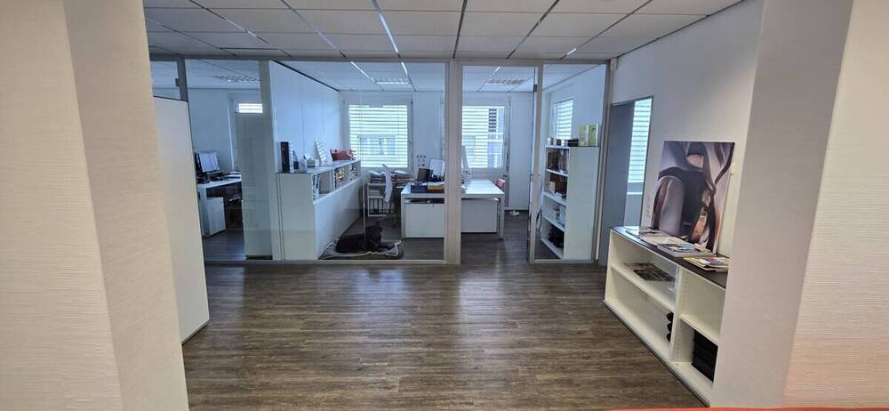 Moderne 272 m² Büro- Praxisfläche in zentraler Lage in Obertshausen