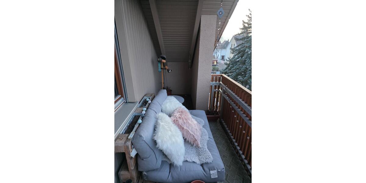 Dachgeschoßwohnung Karlsruhe Neureut - 3 Zimmer, 85 m&sup2;, 850&euro; | Angebot:25960844