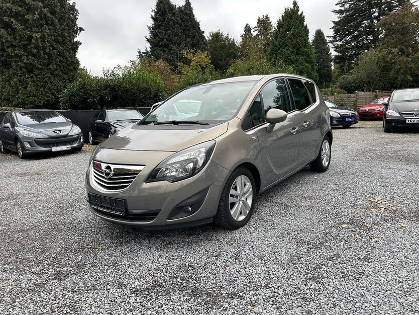 Opel Meriva 154.000 km 4.999 € Aachen 52080