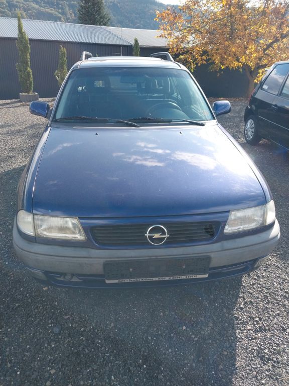 Opel Astra 162.000 km 1.900 € Kröv 54536