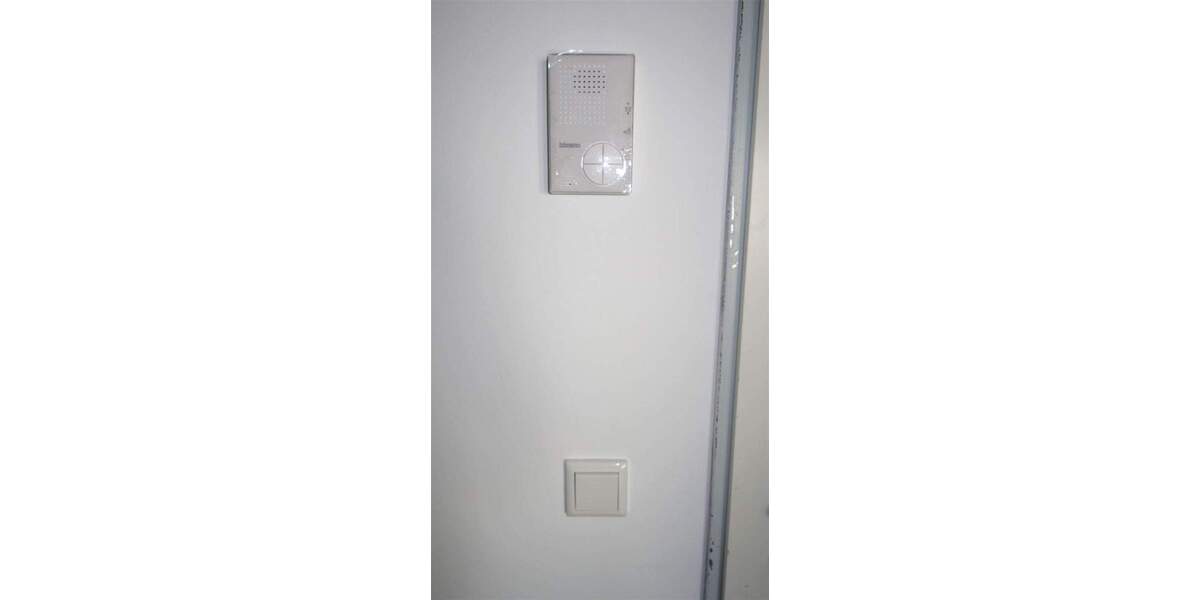 2 Zimmer Erdgeschosswohnung mit großzügigem Wohnambiente, EBK und Terrasse - Duschbad barrierefrei 2 zimmer