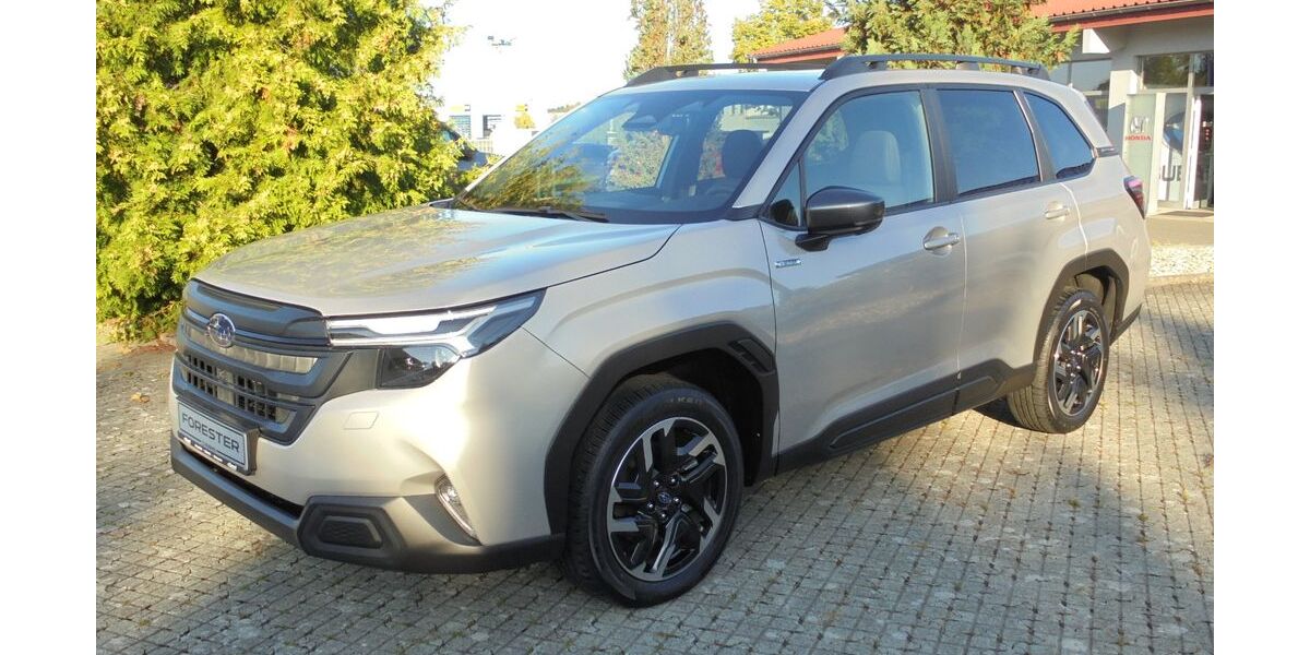 Subaru Forester 13.900 km 39.950 € Kolkwitz - Krieschow 03099