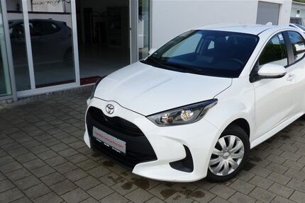 Toyota Yaris 39.800 km 17.900 &euro; Bad Gögging 93333