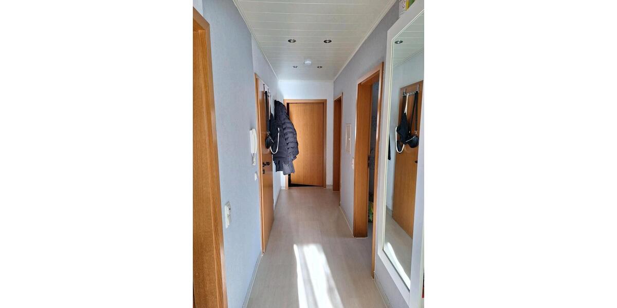 Dachgeschoßwohnung Bad Pyrmont - 3 Zimmer, 79 m&sup2;, 139.000&euro; | Angebot:26227935