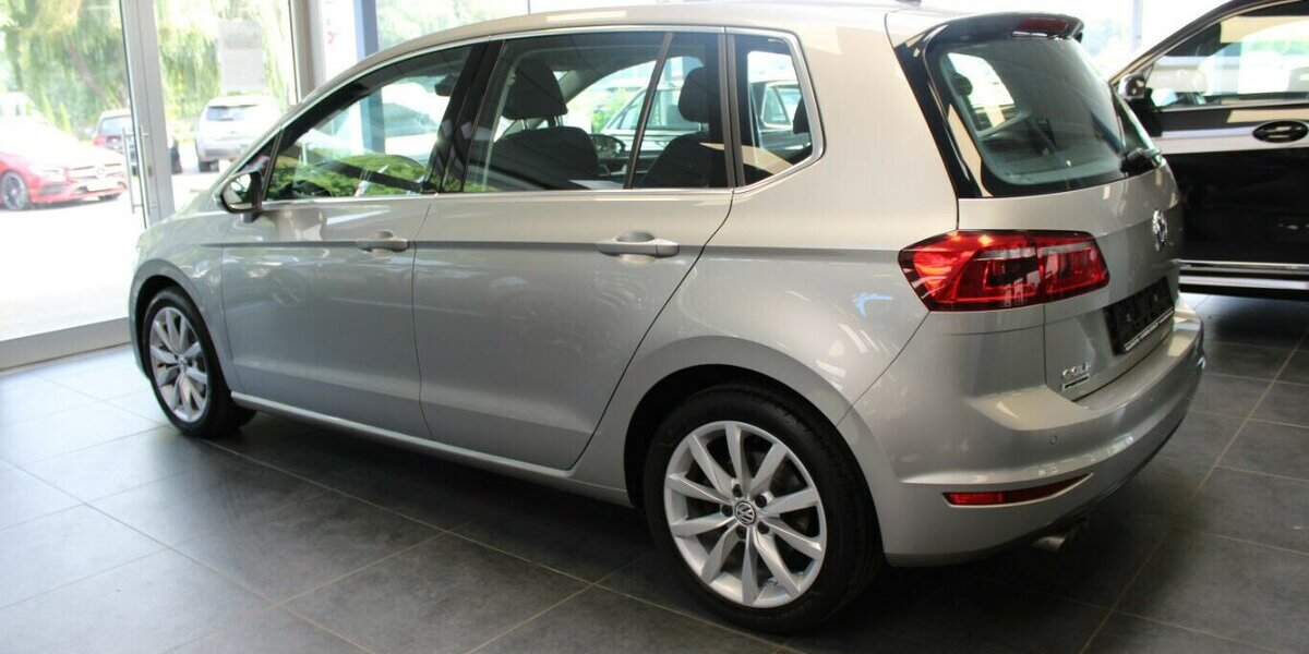 VW Golf Sportsvan 2.0 TDI DSG Highline 94.140 km 17.480 € Euskirchen 53881