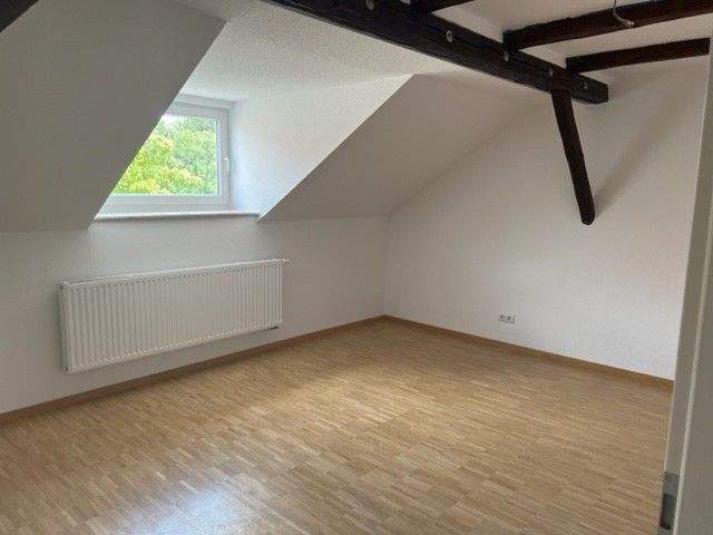 Etagenwohnung Halle (Saale) Innenstadt - 3 Zimmer, 86 m&sup2;, 520&euro; | Angebot:26439462