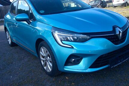 Renault Clio 124.000 km 9.500 &euro; Rötgesbüttel 38531