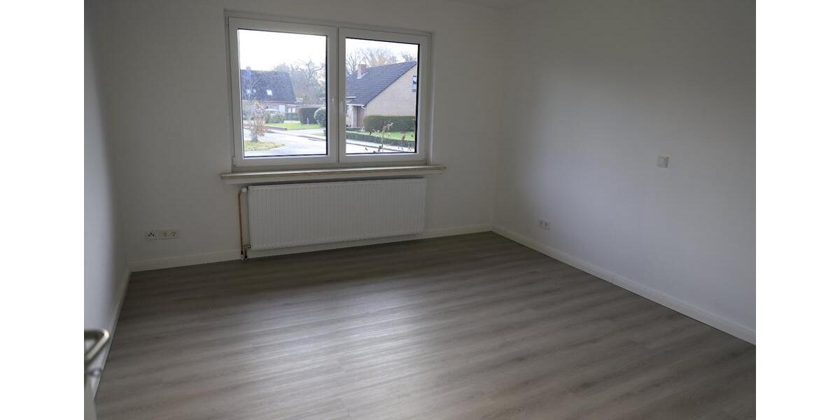 Bungalow Butjadingen - 5 Zimmer, 149 m&sup2;, 1.300&euro; | Angebot:24708252