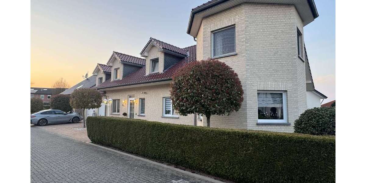 Einfamilienhaus Wassenberg - 6 Zimmer, 252 m&sup2;, 975.000&euro; | Angebot:26351261