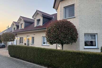 Haus Wassenberg - 6 Zimmer, 252 m&sup2;, 975.000&euro; | Angebot:26351261
