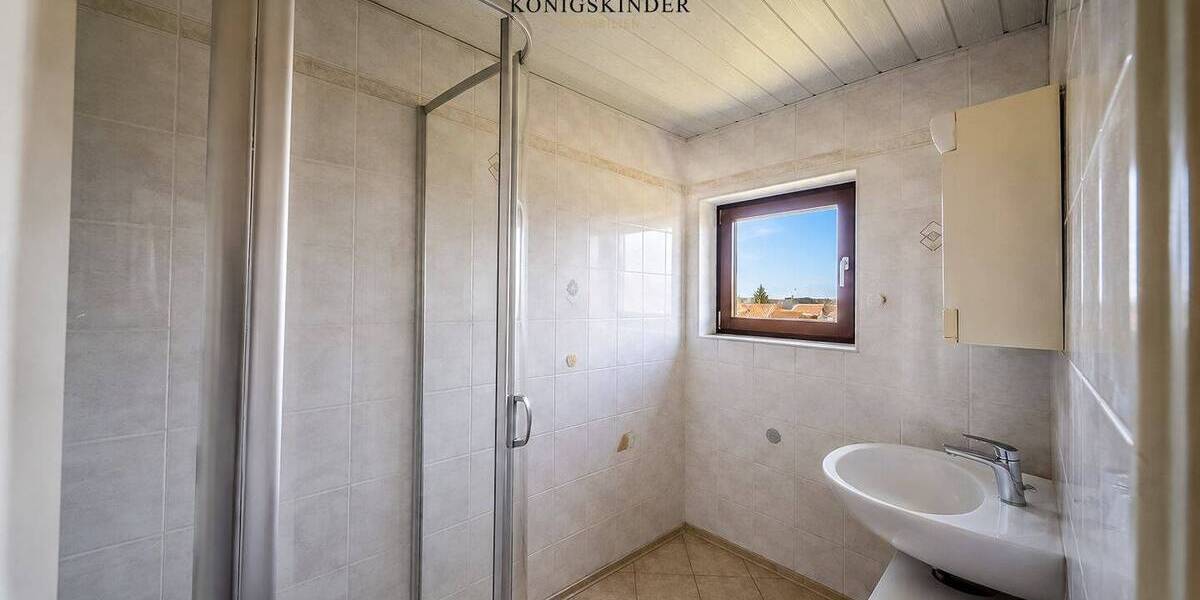 Mehrfamilienhaus, Wohnhaus Giengen an der Brenz Giengen - 8 Zimmer, 180 m&sup2;, 420.000&euro; | Angebot:26851400