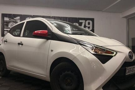 Toyota Aygo (X) 54.744 km 8.280 &euro; Wutöschingen-Degernau 79793