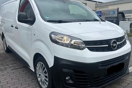 Opel Vivaro 88.000 km 15.950 &euro; Schöneck 61137