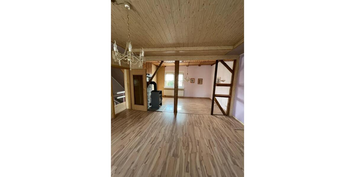 Reihenhaus Roßwein - 6 Zimmer, 90 m&sup2;, 115.000&euro; | Angebot:26423617
