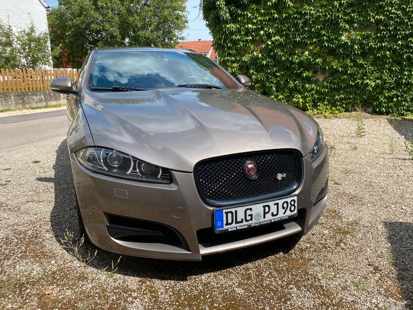 Jaguar XF 54.786 km 24.800 € Höchstädt a.d.Donau 89420