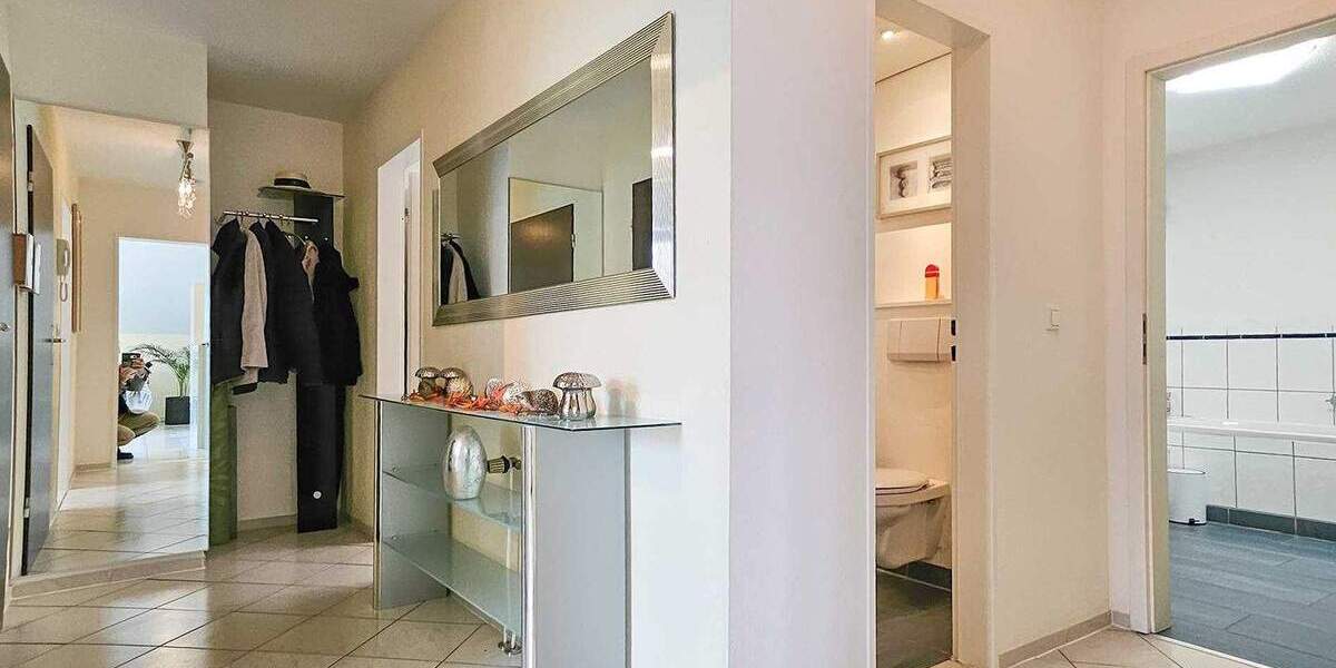 Etagenwohnung Baesweiler - 3 Zimmer, 91 m&sup2;, 299.000&euro; | Angebot:24860005