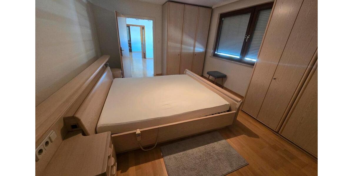 Etagenwohnung Wehingen - 4 Zimmer, 140 m&sup2;, 1.250&euro; | Angebot:26133452