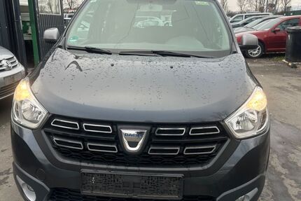 Dacia Lodgy 185.000 km 5.750 &euro; Frankfurt 60486