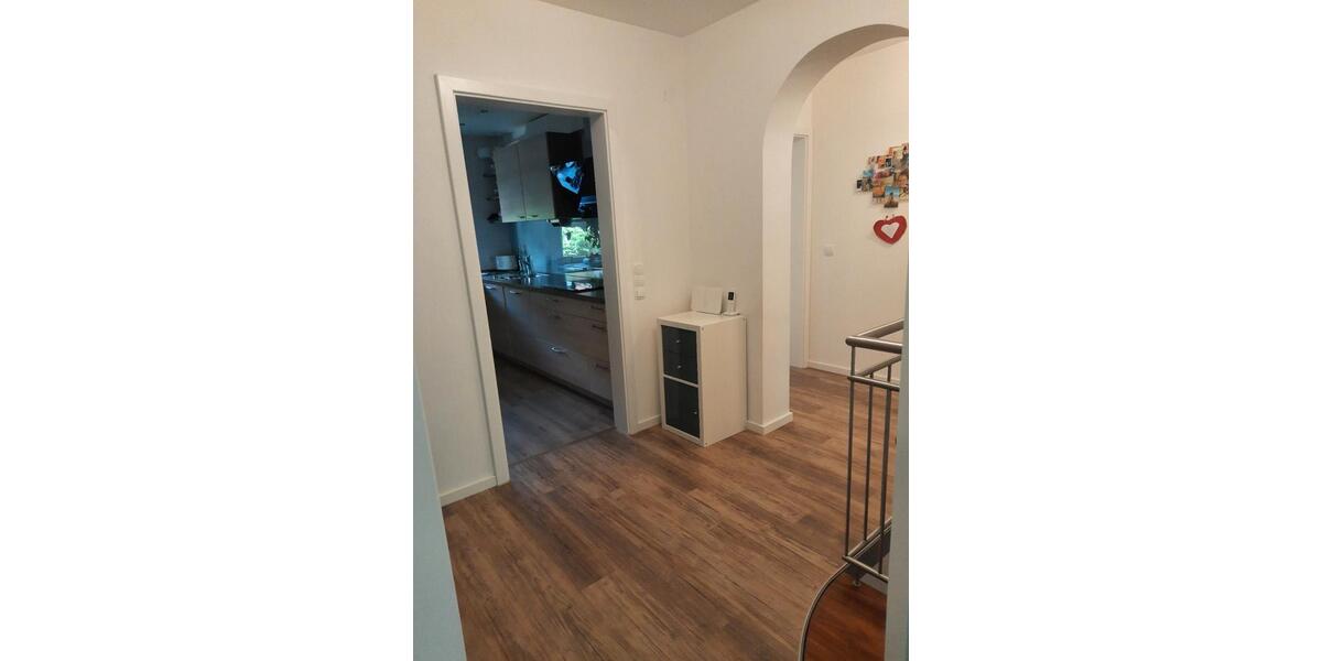 Erdgeschoßwohnung Heßdorf - 3 Zimmer, 120 m&sup2;, 1.290&euro; | Angebot:26396884