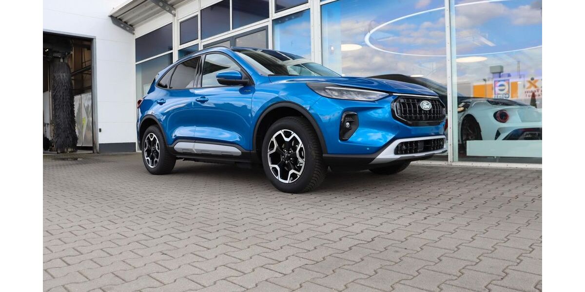 Ford Kuga 8.800 km 31.980 &euro; Cham 93413