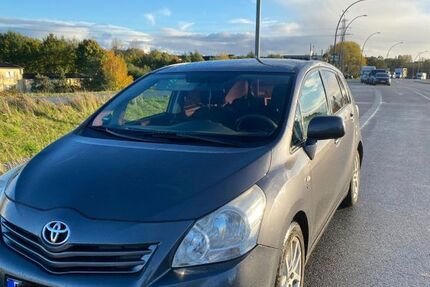 Toyota Verso 295.000 km 4.400 &euro; Hamburg 21109