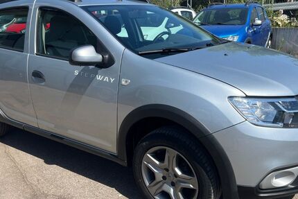 Dacia Sandero 85.000 km 7.780 &euro; Gessertshausen 86459