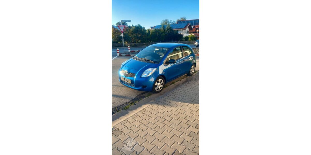 Toyota Yaris 135.000 km 2.300 &euro; Marktoberdorf 87616