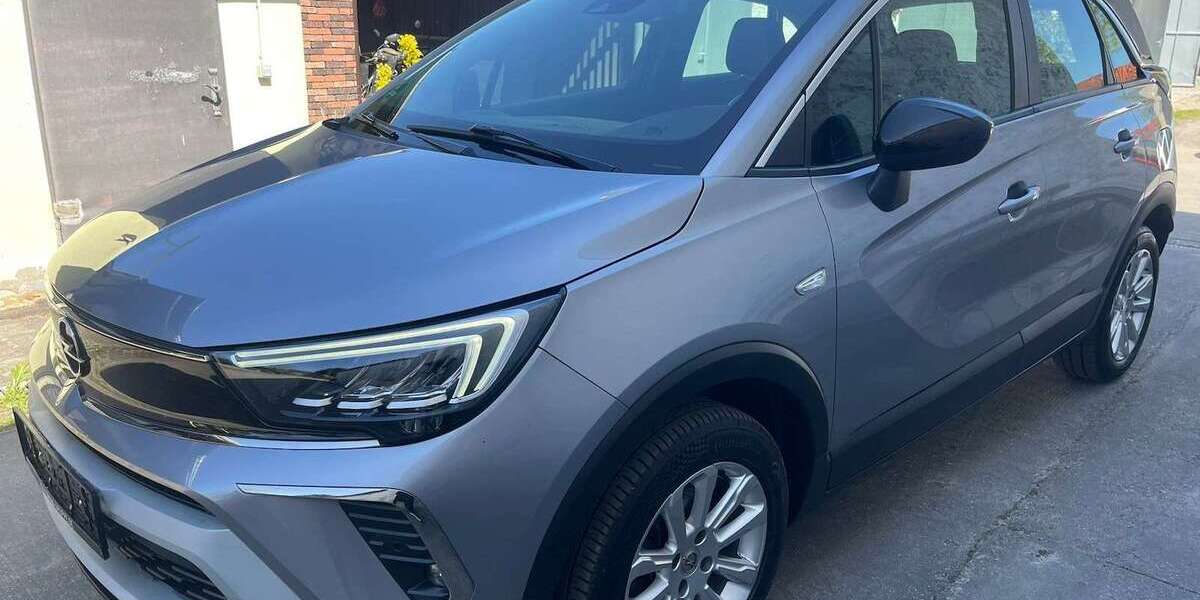 Opel Crossland 144.273 km 10.990 &euro; Schönefeld 12529