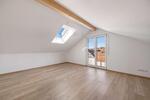 Doppelhaushälfte Gilching - 7 Zimmer, 201 m&sup2;, 3.700&euro; | Angebot:26283701