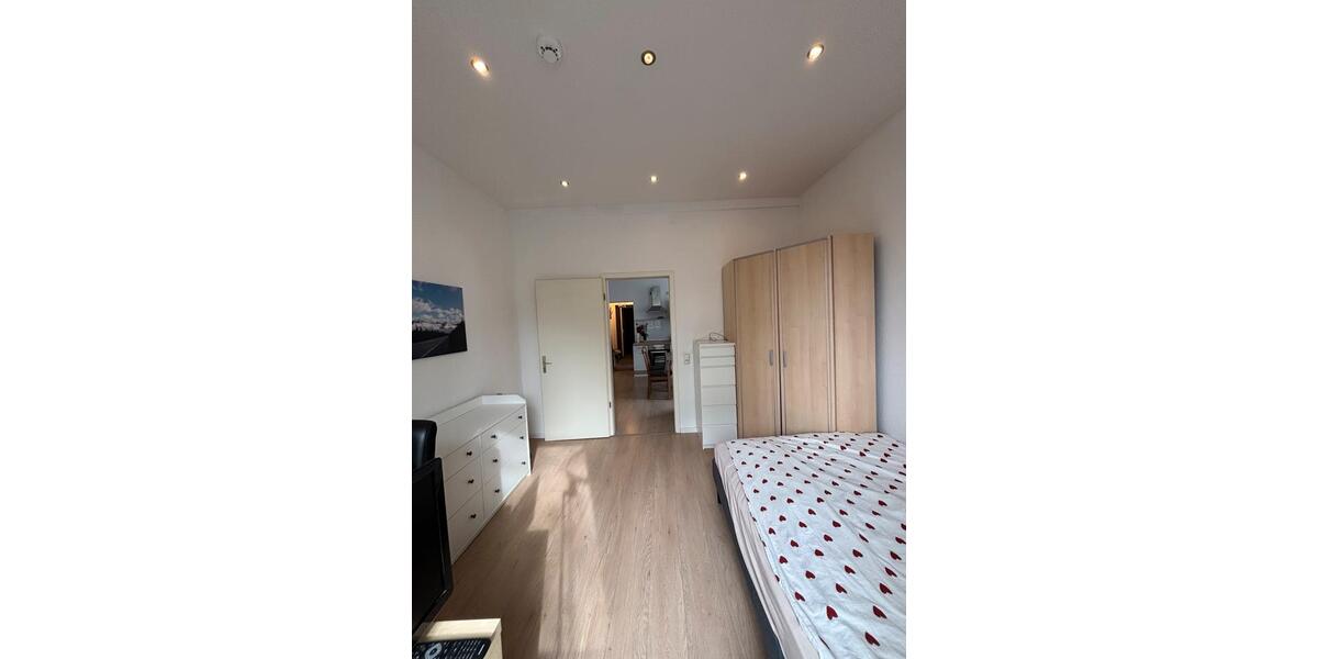 Etagenwohnung Köln Mülheim - 1.5 Zimmer, 39 m&sup2;, 850&euro; | Angebot:26366890