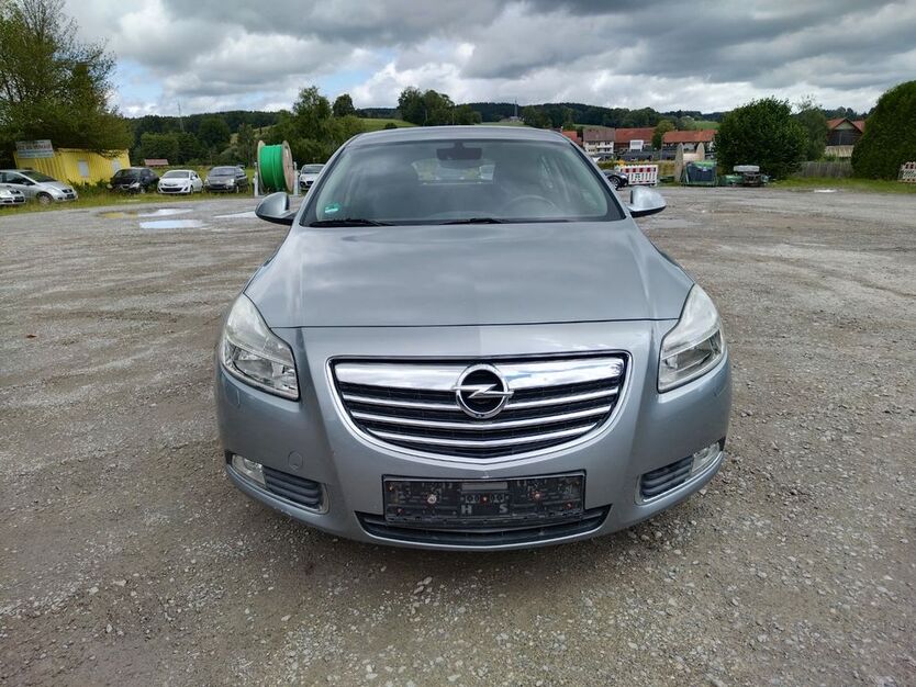 Opel Insignia 226.000 km 3.200 € Diepoldshofen 88299