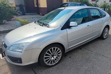 Ford Focus 154.100 km 1.500 &euro; Mühlacker 75417