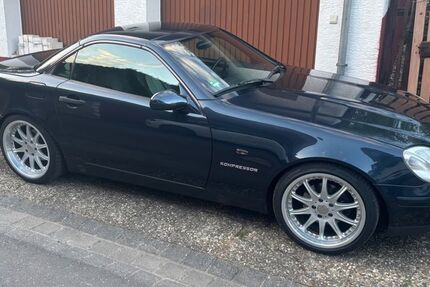 Mercedes-Benz SLK 230 80.004 km 11.990 &euro; Hausen 63840
