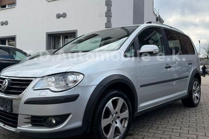 VW Touran 165.000 km 5.999 &euro; Troisdorf 53840