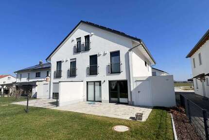 Haus zum Mieten in Berglern 2.270 € 161 m² 5 zimmer