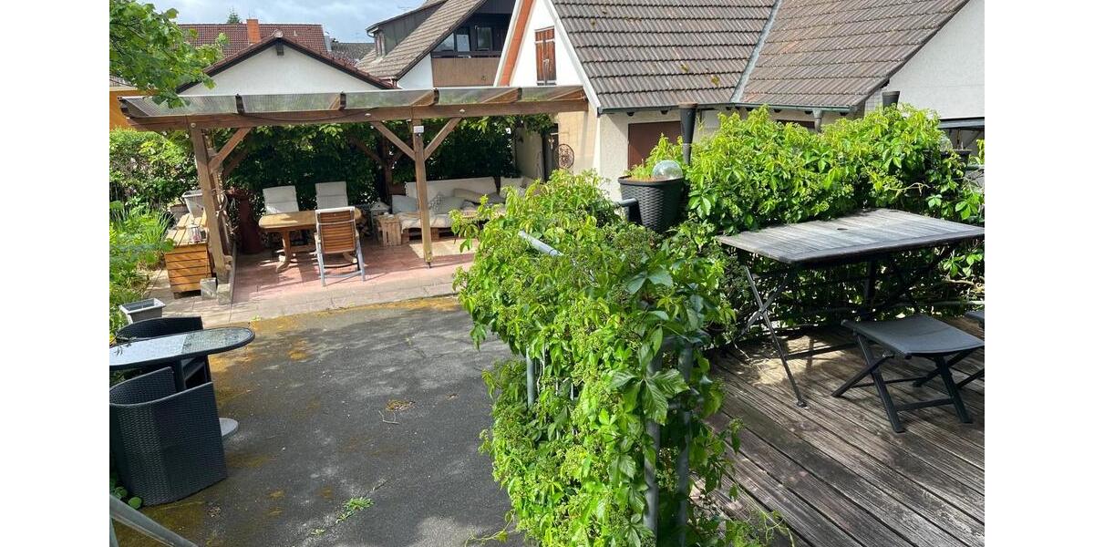 Einfamilienhaus Radolfzell am Bodensee - 6 Zimmer, 120 m&sup2;, 420.000&euro; | Angebot:26530236