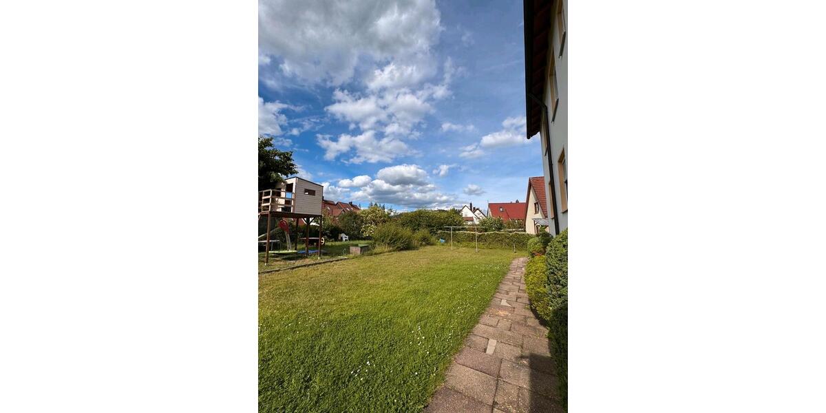 Erdgeschoßwohnung Mainleus - 5 Zimmer, 112 m&sup2;, 170.000&euro; | Angebot:26845513