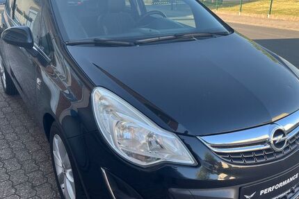 Opel Corsa 159.000 km 3.999 &euro; Ransbach-Baumbach 56235
