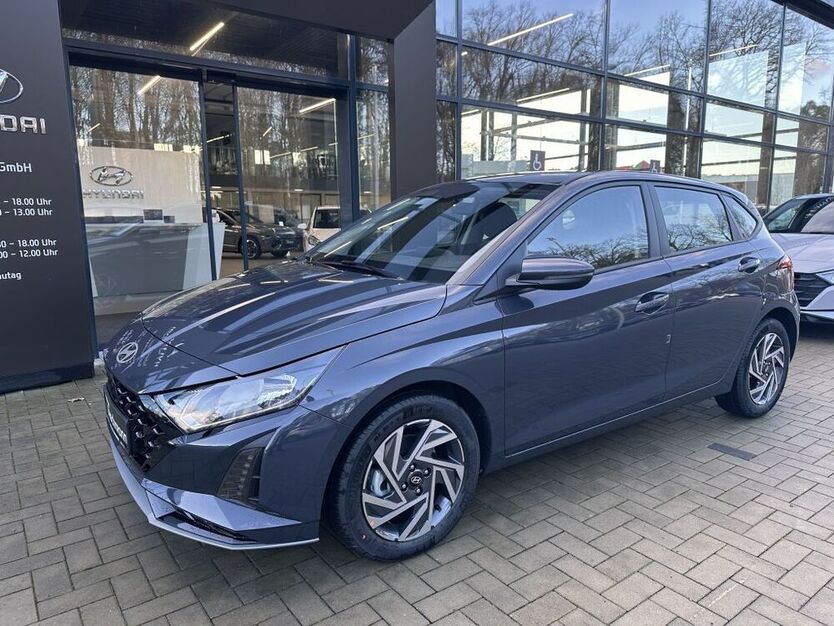 i20
