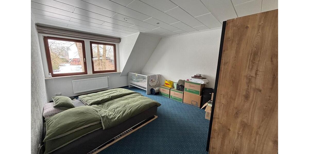 Dachgeschoßwohnung Visselhövede - 5 Zimmer, 155 m&sup2;, 1.000&euro; | Angebot:25434035