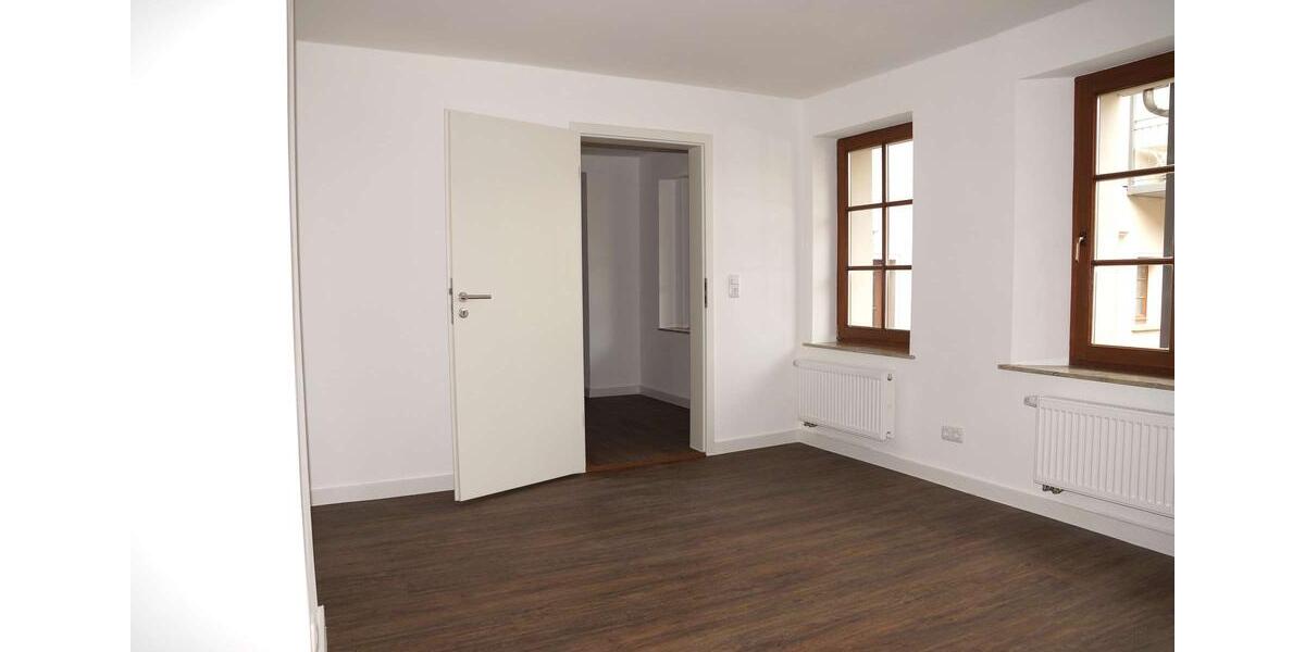 Erdgeschoßwohnung Grimma - 3 Zimmer, 93 m&sup2;, 800&euro; | Angebot:26662898